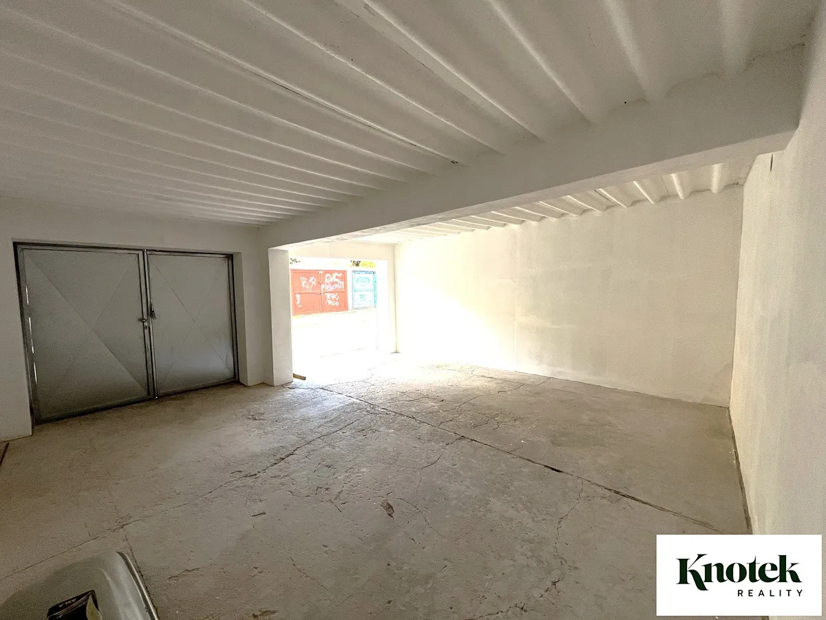 Prodej garáže 34 m²